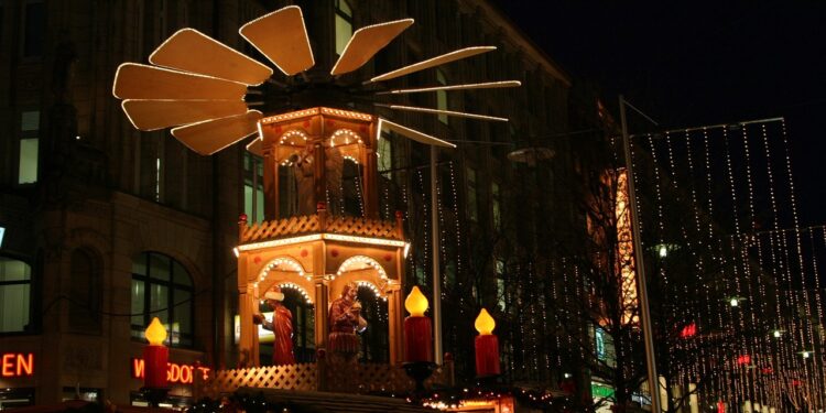Winterliches Wunderland in Hamburg Der 'Weiße Zauber' Weihnachtsmarkt